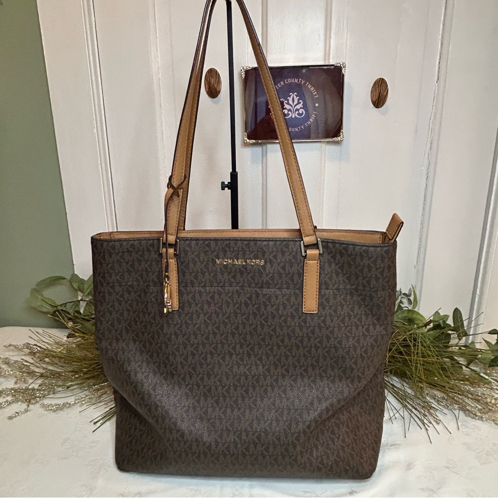 Michael Kors Tote